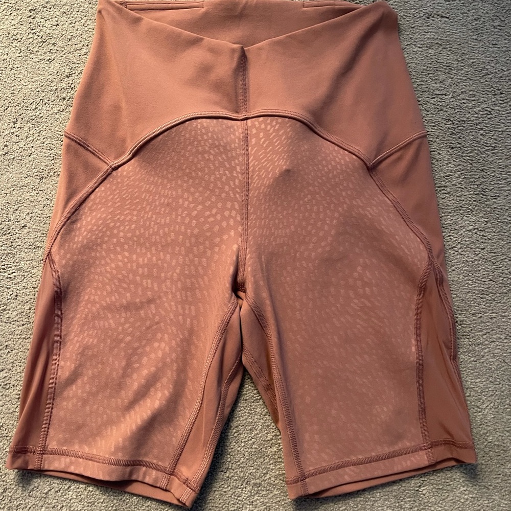Lululemon 8’ Align Short